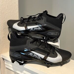 Nike Alpha Menace 4 Elite Men's Size 9.5 Black Football Cleats FD7036-002